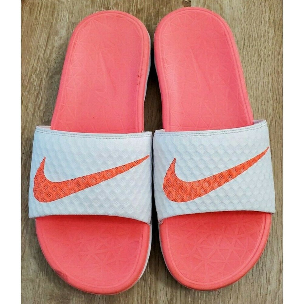 NIke Womens Benassi Solarsoft Slide Sandals Size 9 - Picture 3 of 6